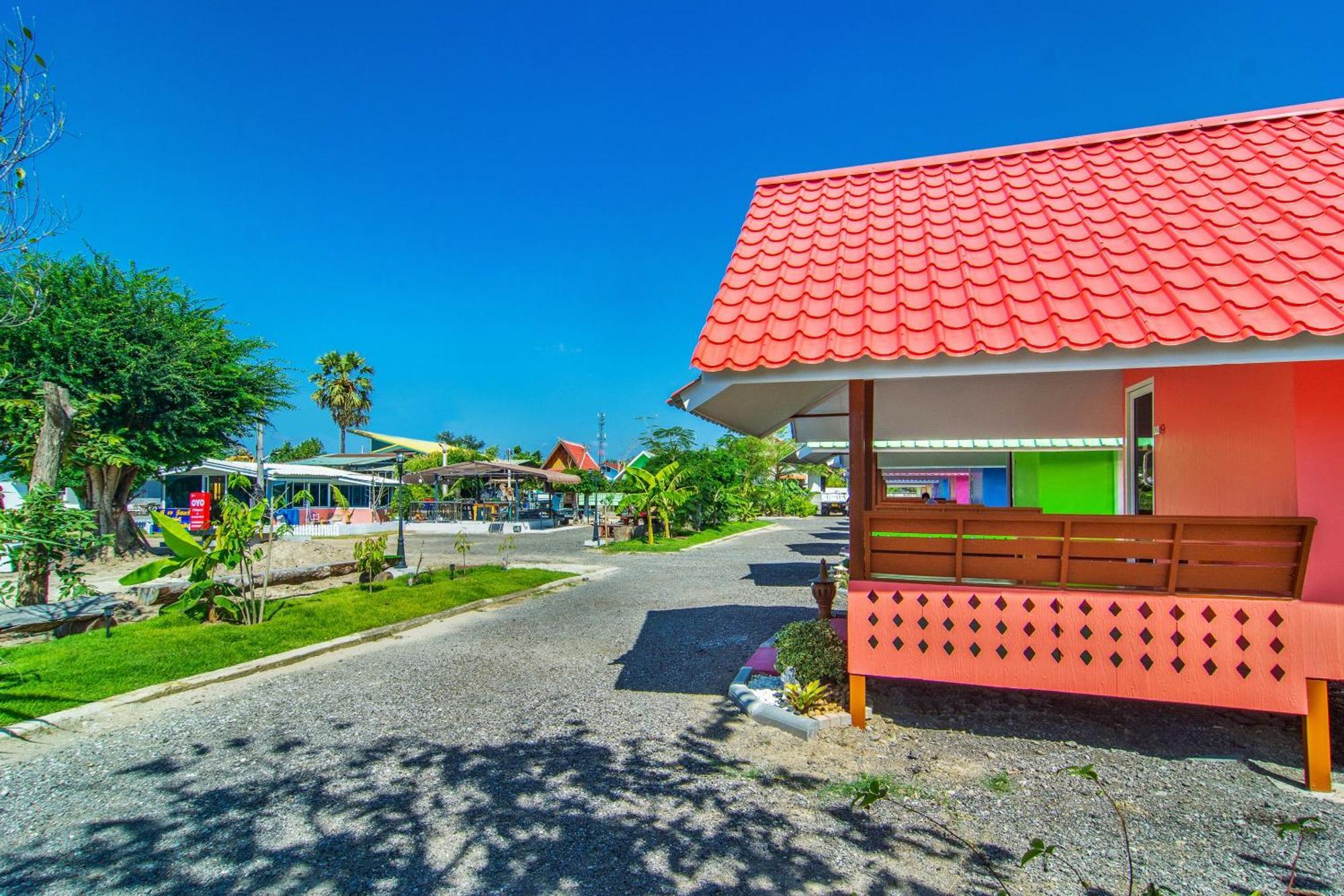 פראצ'ואפ קירי קאן Oyo 578 Pj Resort And Snooker Club מראה חיצוני תמונה